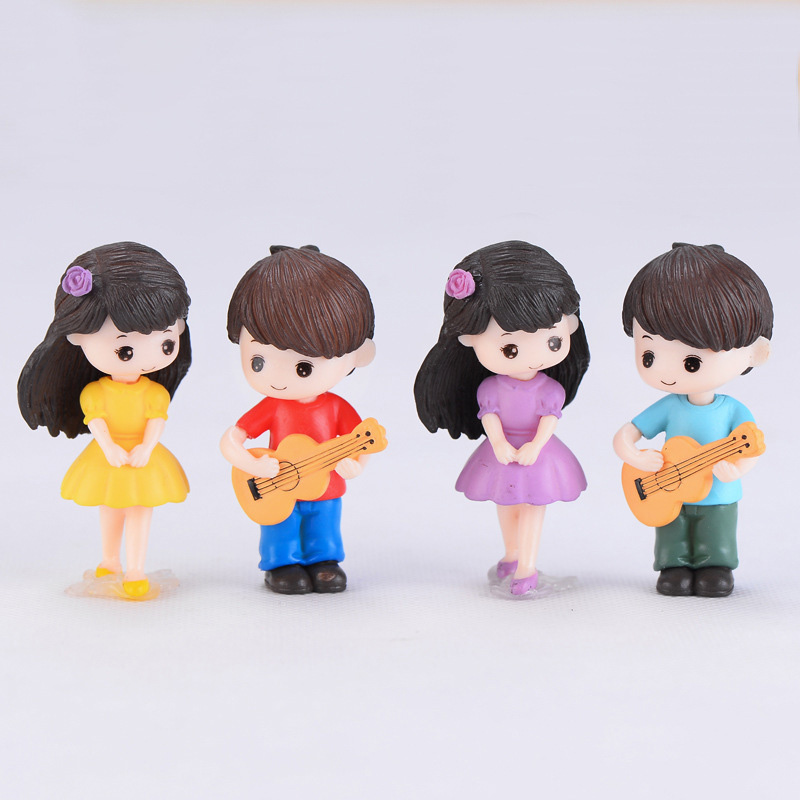 Home Decor Korea - ตุ๊กตาคู่รักกีตาร์จิ๋ว ชายหญิง คู่รัก ตกแต่งสวน ของตกแต่งงานแต่งงาน เค้ก