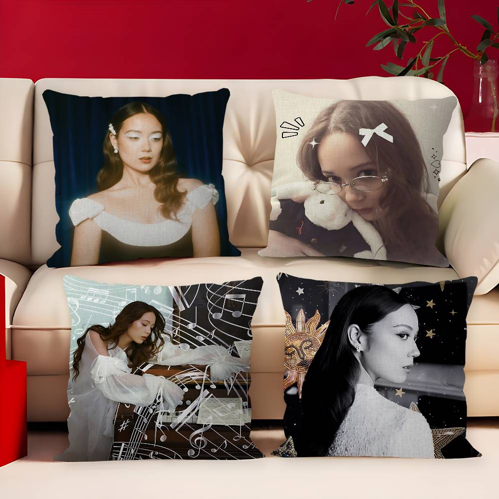 Home Decor Png - Singer L-Laufey.png หมอนตกแต่งบ้านพร้อมข้อความรูปภาพส่วนตัว ของขวัญสำหรับใช้ในบ้าน ขนาด 45x45