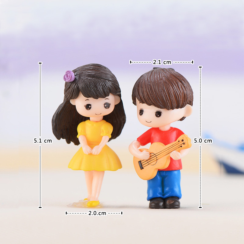 ตุ๊กตาคู่รักกีตาร์จิ๋ว ชายหญิง - Home Decor Korea บทวิจารณ์และราคา