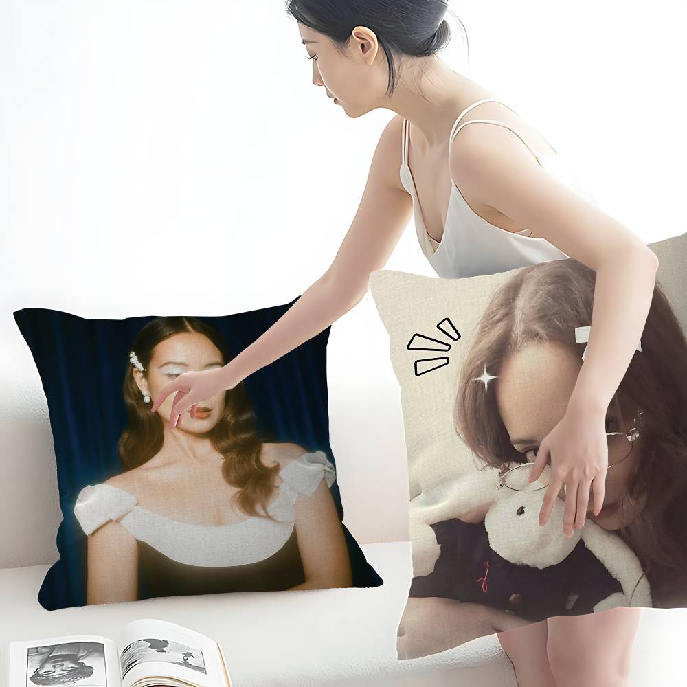 Singer L-Laufey.png หมอนตกแต่ง - Home Decor Png บทวิจารณ์และราคา