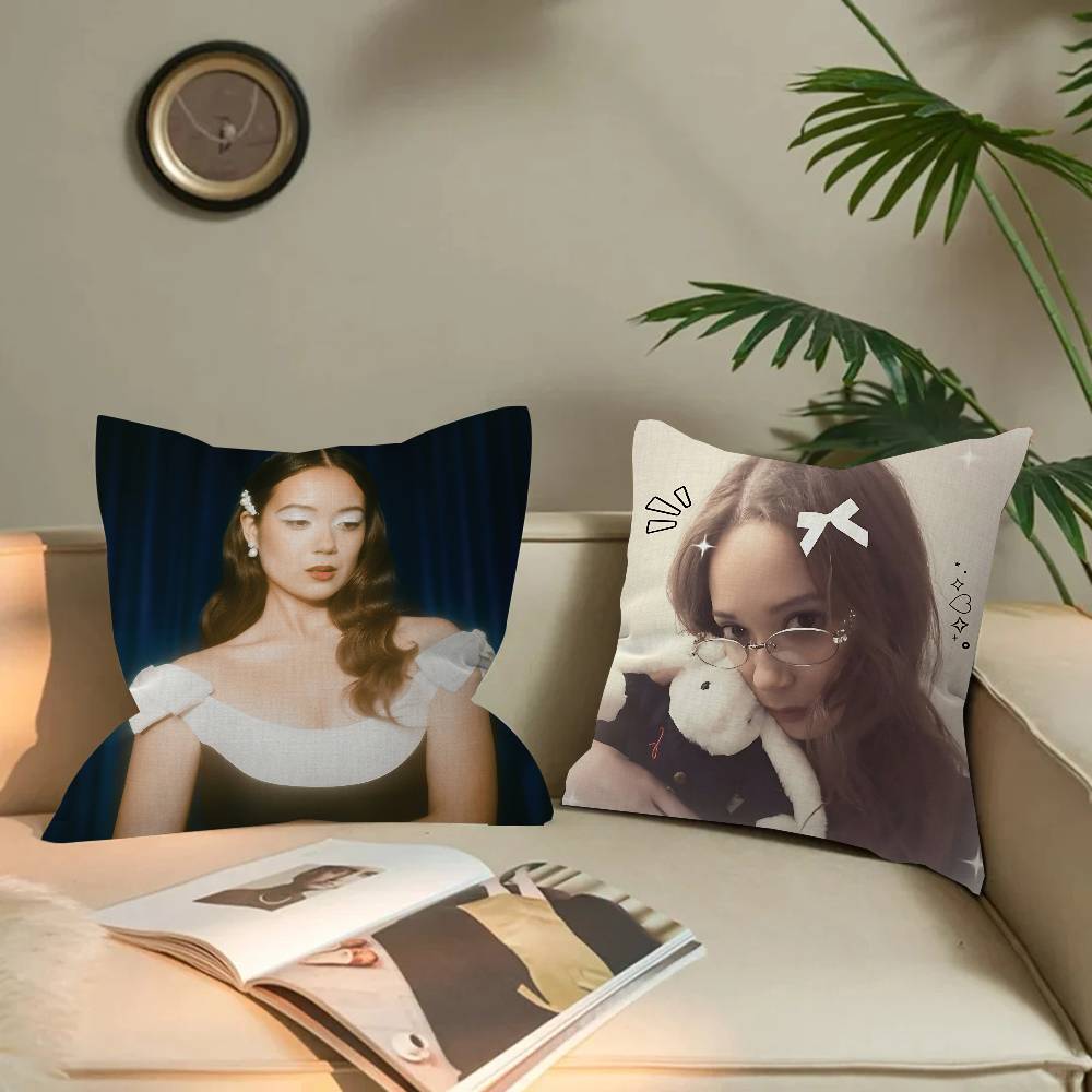 Singer L-Laufey.png หมอนตกแต่ง - Home Decor Png บทวิจารณ์และราคา